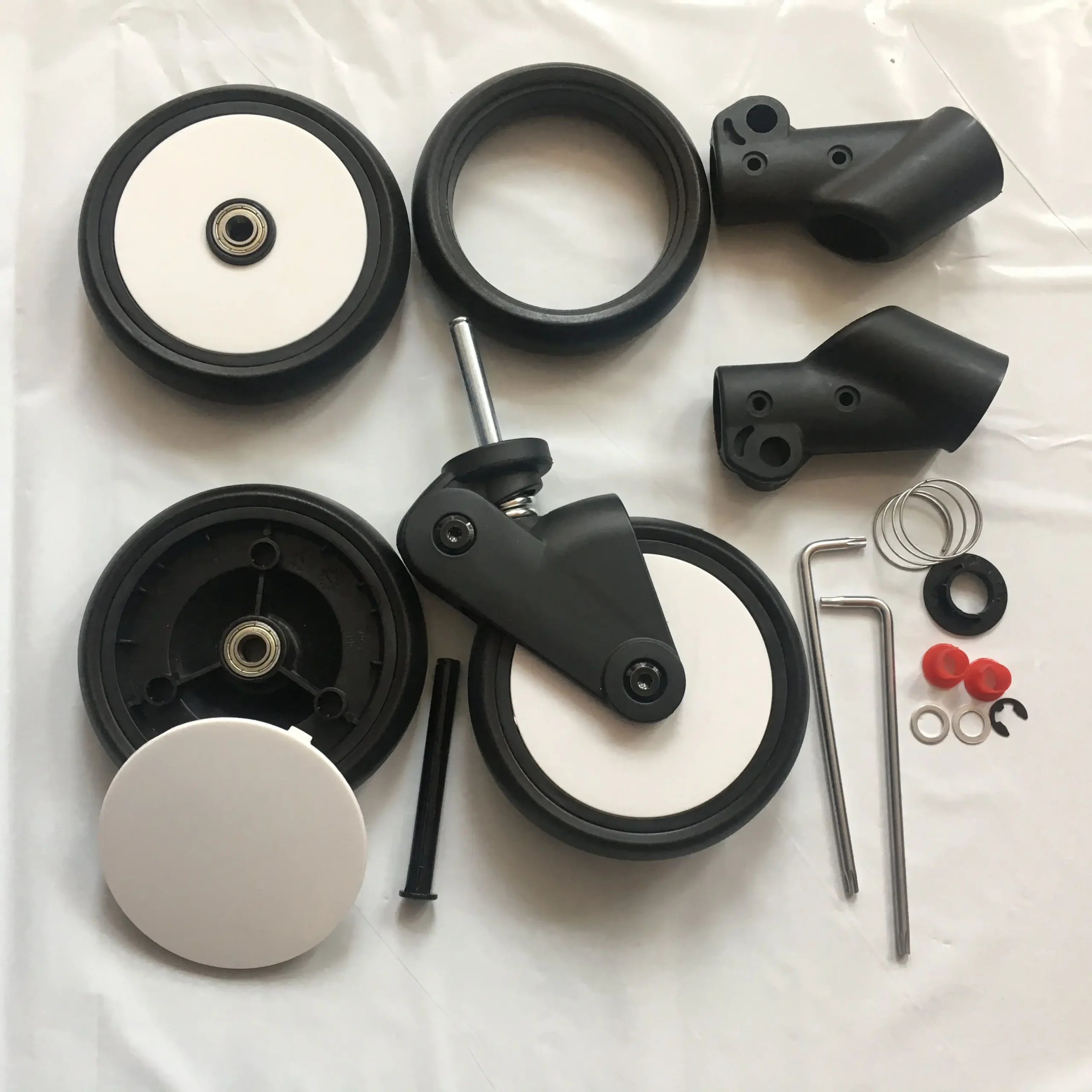 Roues en plastique et métal pour poussette universelles montage facile design moderne maintenance facile durab