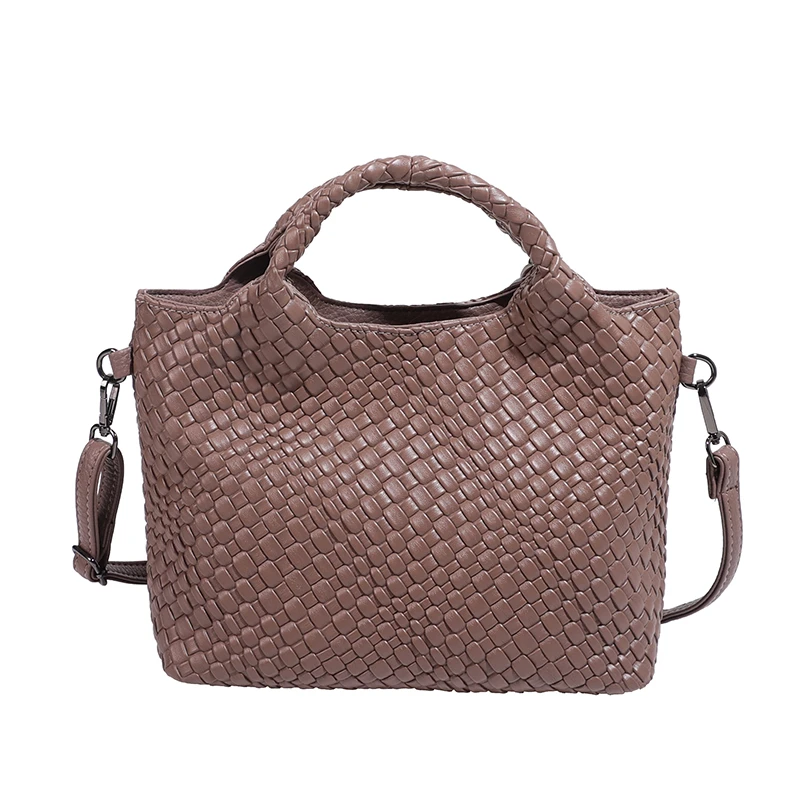Sac fourretout cuir tissé porté épaule main usage quotidien design moderne élégant sac à main sac de travail s