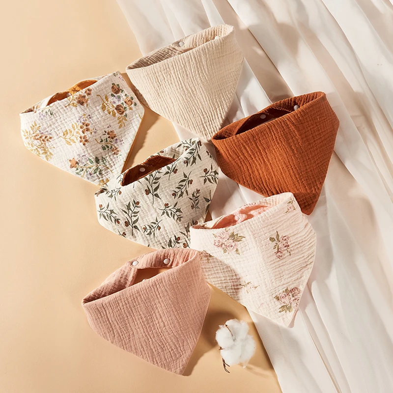 Bavoirs en mousseline de coton pour bébé boutonspression motifs design doux et respirant serviettes de salive