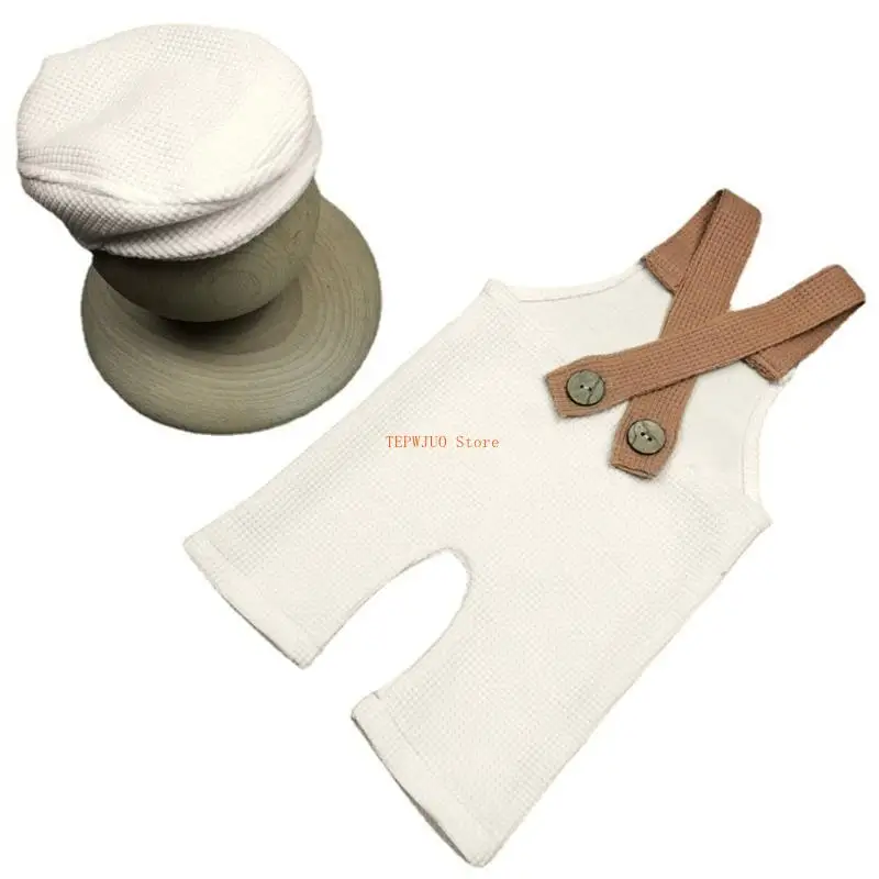 Ensemble photo nouveauné 01 mois chapeau bec de canard salopette accessoires studio naissance