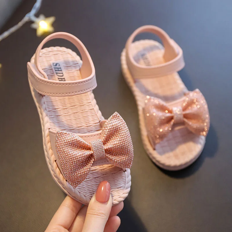 Chaussures d'été pour filles sandales plage Coréennes souples polyvalentes solides respirantes et sécurisées