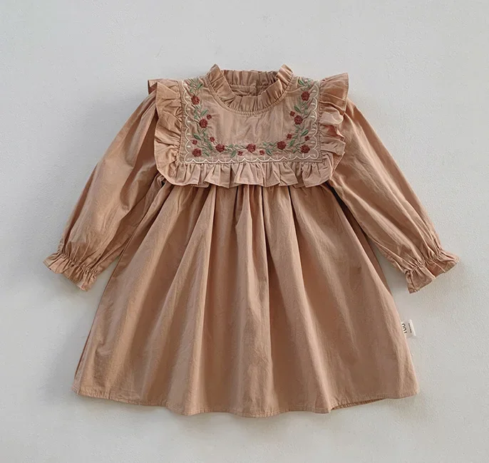 Robe française bébé fille vêtements d'automne col montant brodé manches longues style classique coton doux ros
