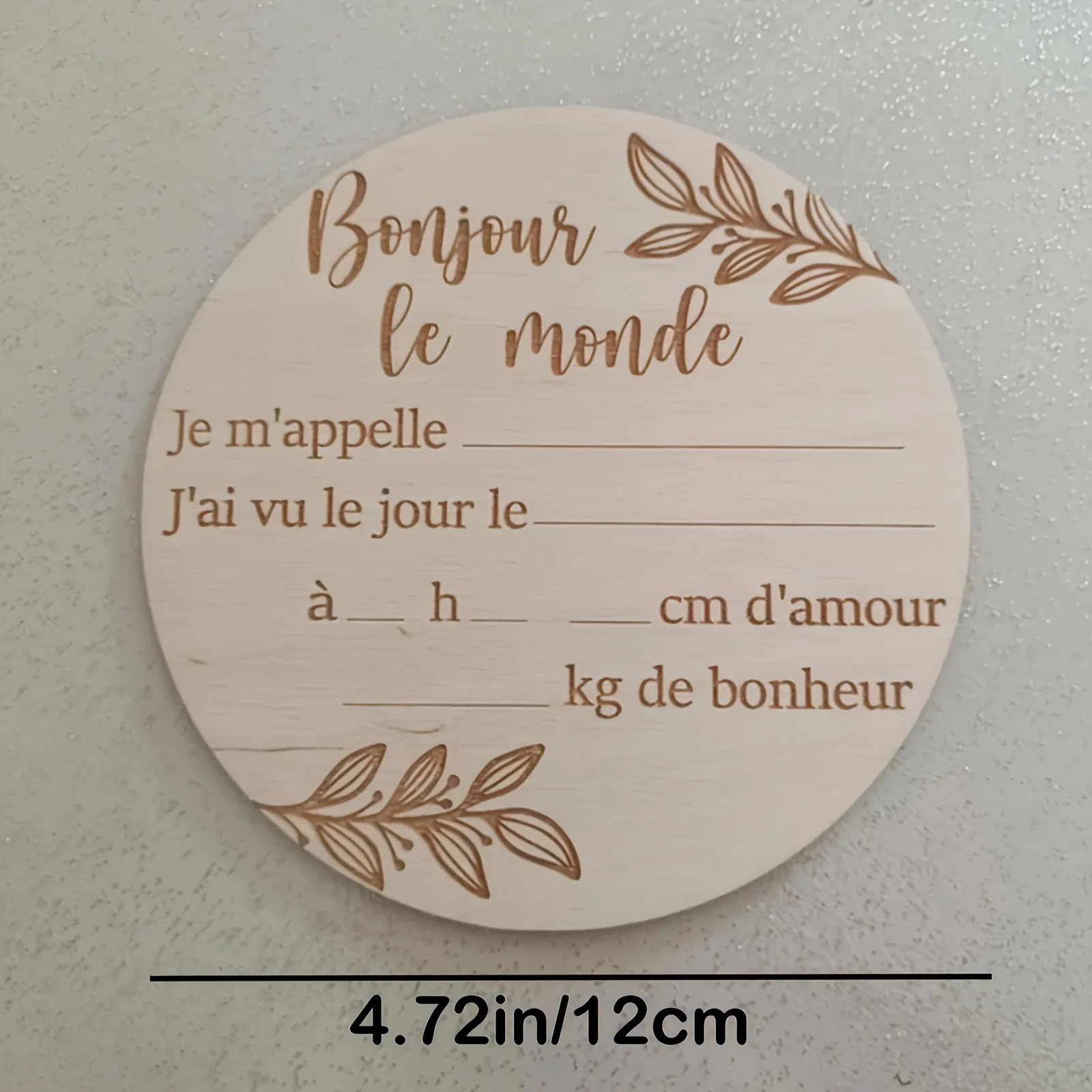 Assiette en bois commémorative pour bébé accessoire photo pour naissance gravure personnalisable écofriendly i