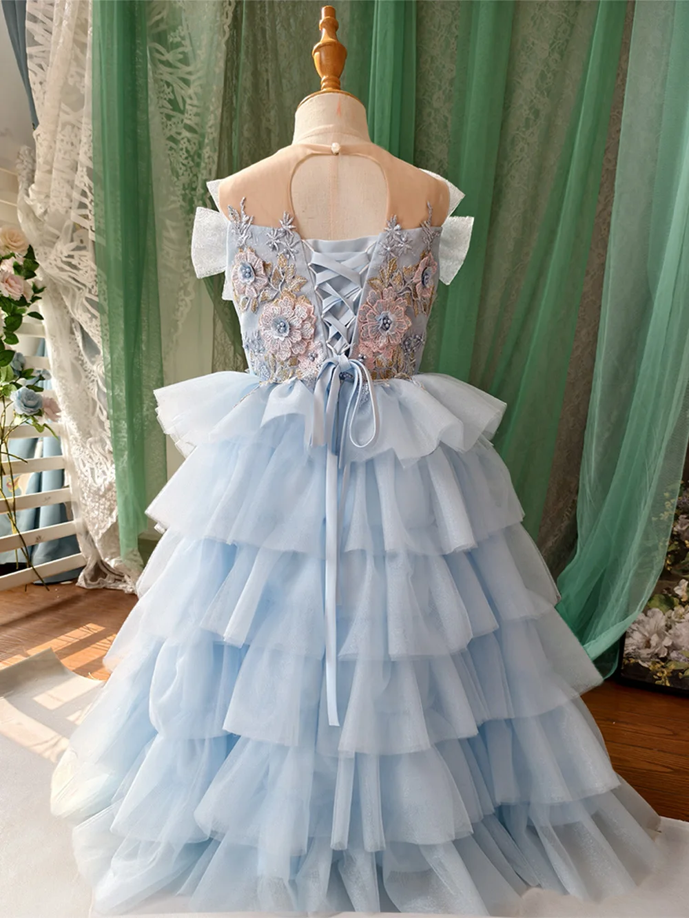 Robe princesse longue tulle fleurs brodées filles cérémonie