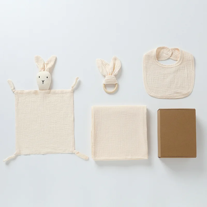 Couverture bébé en mousseline coton serviette muslin bavoir anneau dentition peluche lapin set cadeau 4 pièces