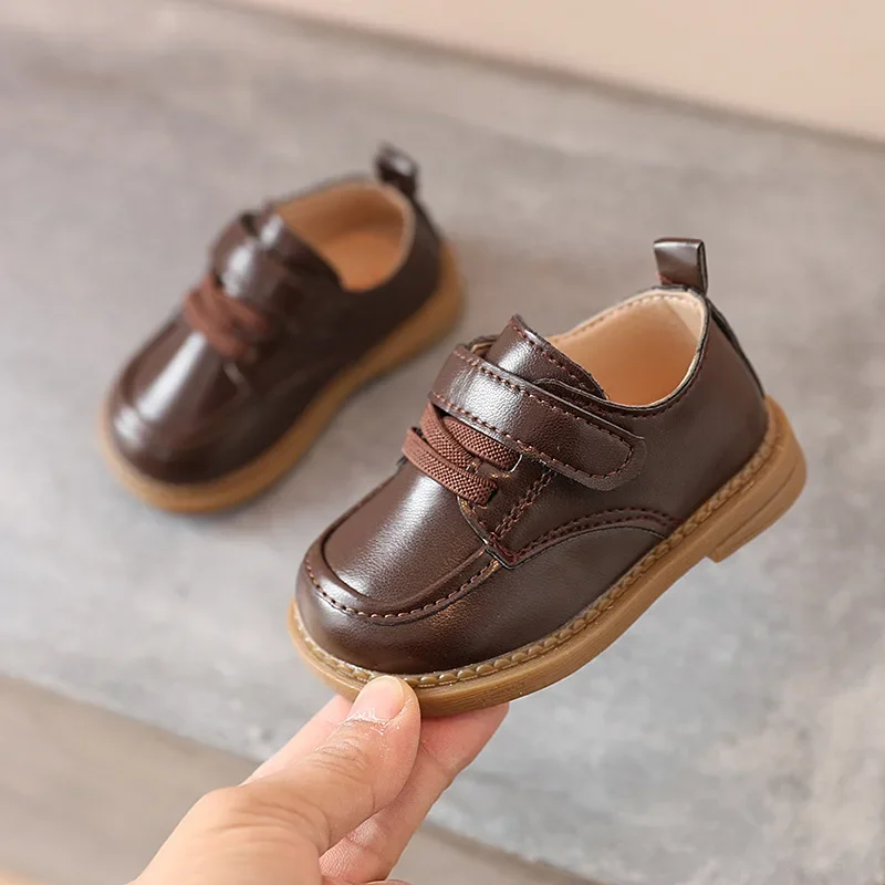 Chaussures bébé fille cuir Khaki première année antiglisse ajustement