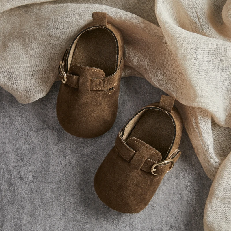 Chaussures plates bébé mocassins en cuir doux semelle souple premiers