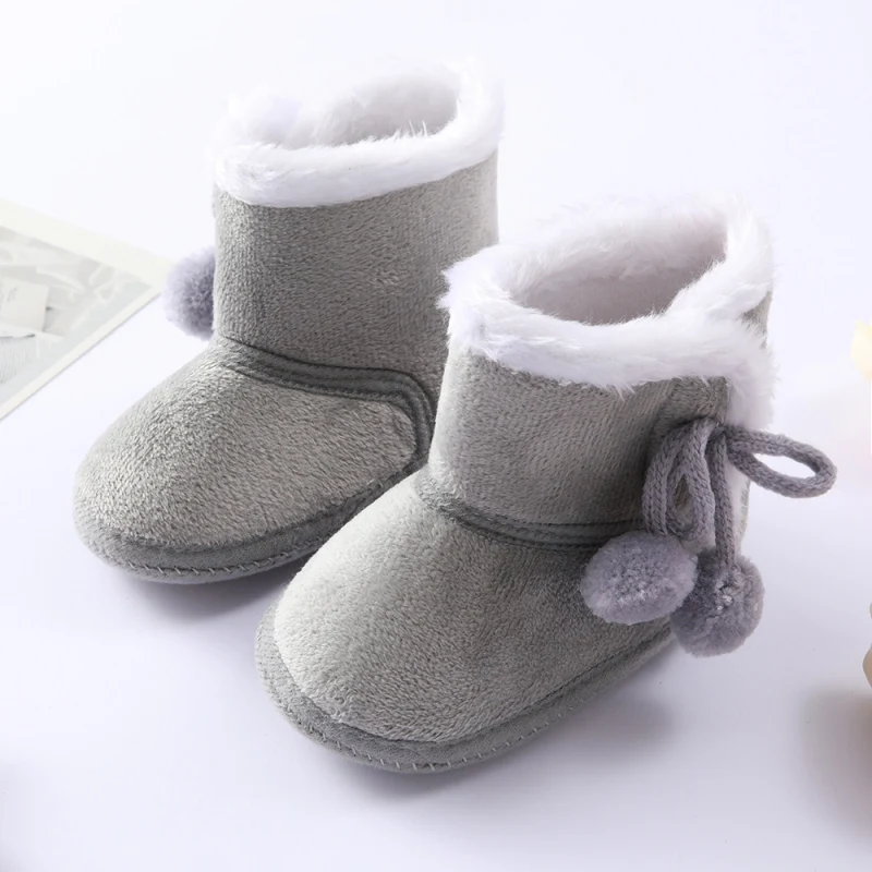 Bottes de neige d'hiver bébé chaussons antidérapants semelle souple garde au chaud velours douillet 13 ans