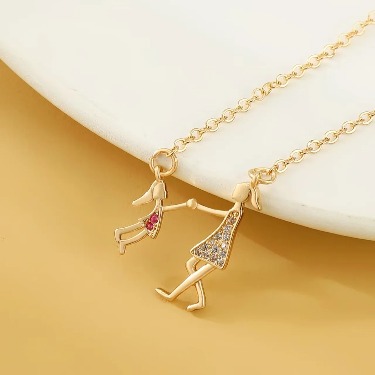 Collier mèrefille bijou pendentif danse créatif cadeau fête des mères bijoux mignon tendance métal doré