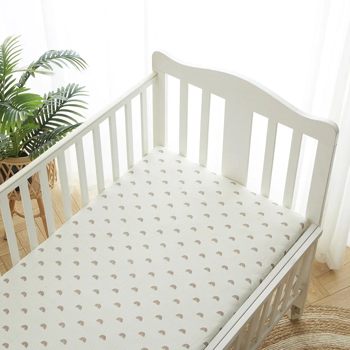 Matelas bébé doux et sécuritaire design moderne hypoallergénique lit de bébé 130x70cm motif arc beige chambre