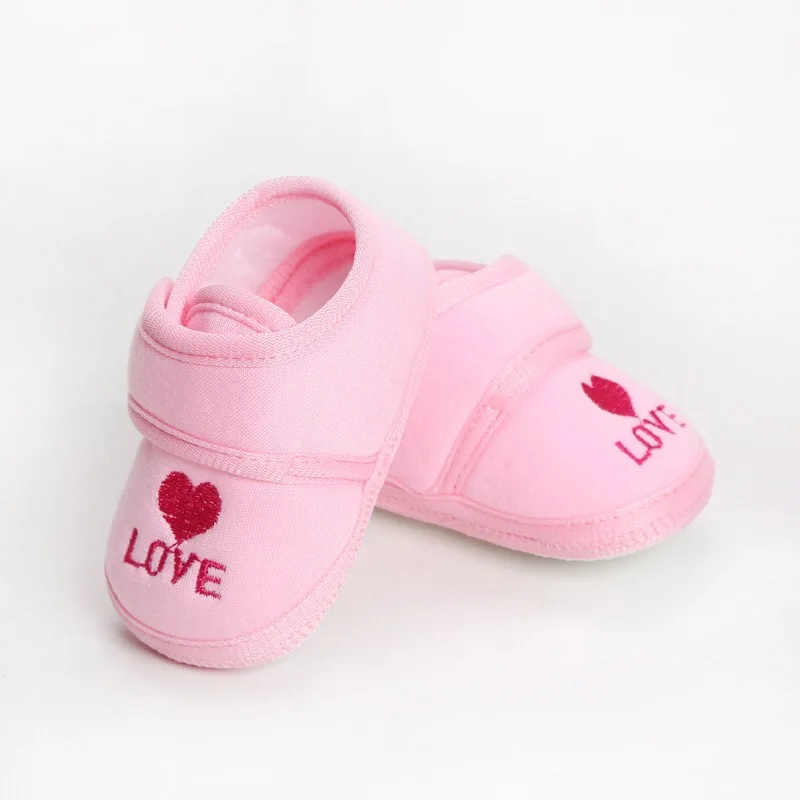Chaussures bébé rose LOVE cœur chaussons confortables bébé première marche antidérapants garçon fille 01 ans t
