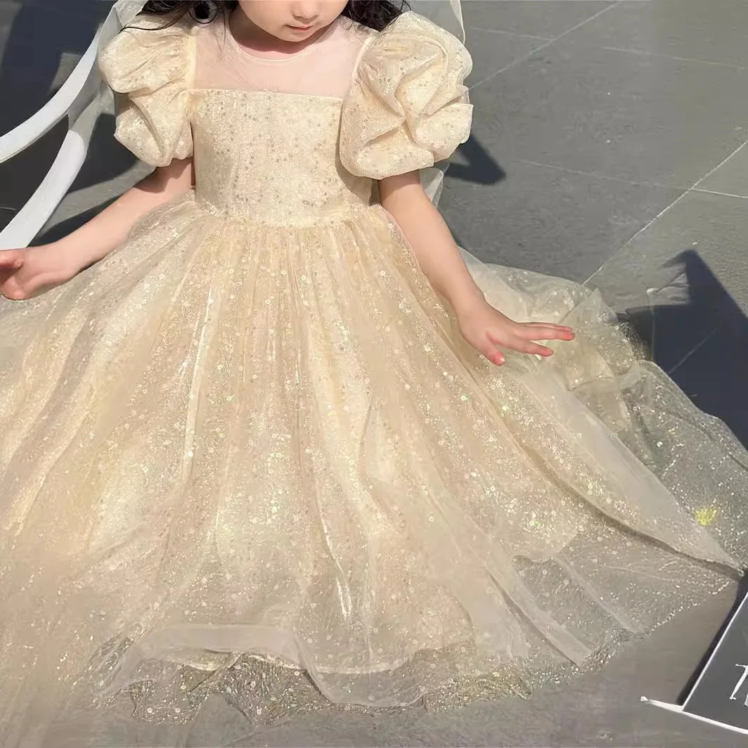 Robe princesse fille bébé manches bouffantes paillettes style formel