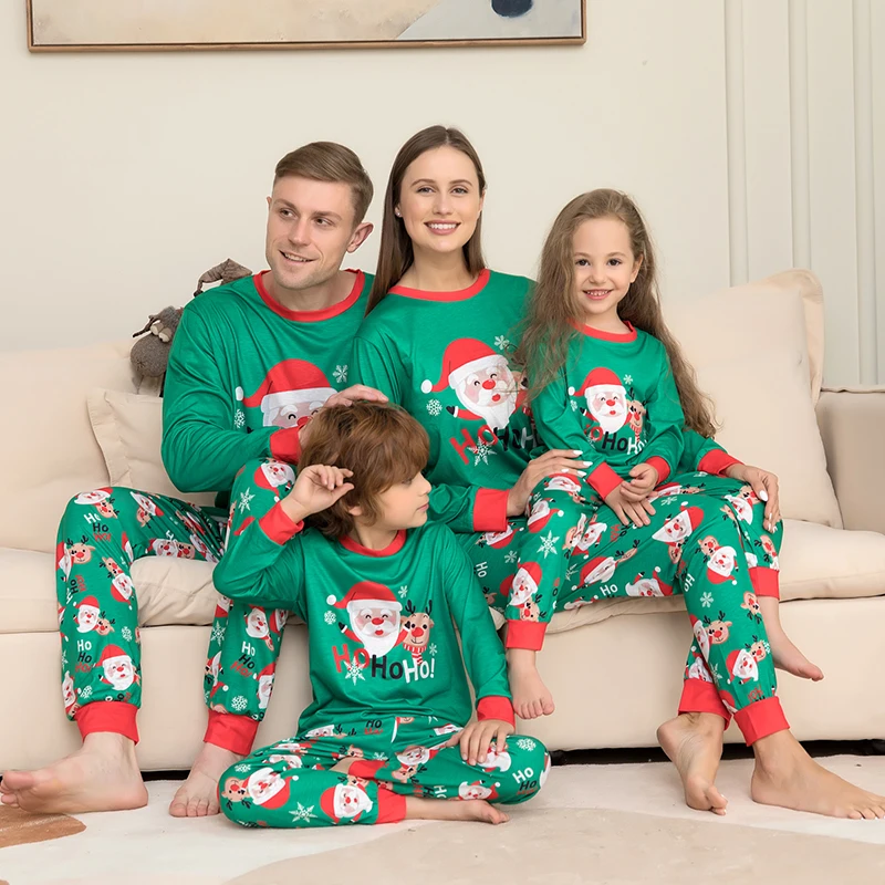 Ensemble de pyjamas de Noël pour famille style européen adultes et