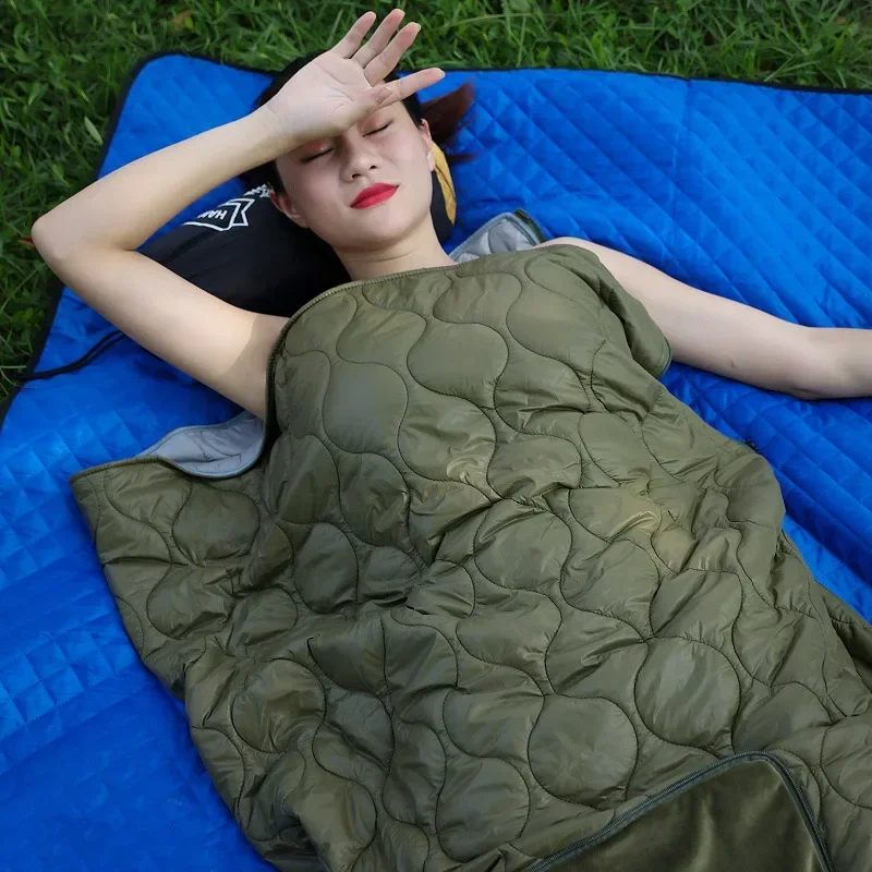 Sac de couchage extérieur en nylon pour adulte automne hiver camping portable sac chaud multifonctionnel couve