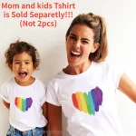 Tshirts assortis pour papa maman et bébé vêtements de fête cadeau anniversaire style mignon 46 ans unisexe Zhejiang