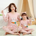Pyjamas Famille Mère Fille Fils Coton Doux Look Coordonné Élégant Hiver 2023