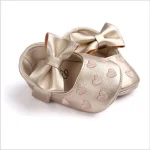 Chaussures bébé filles garçons cœur doré cuir synthétique semelle souple occasion spéciale nouveauné 018M style élégant