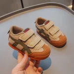 Baskets Onitsuka Tiger pour Bébé Garçon Chaussures Extérieures Respirantes Fermeture Velcro Design Sportif Collection Printemps  Vert