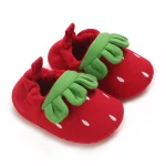 Chaussures de marche bébé baskets souples enfant slippers intérieur design fraise confort bébé 02 ans uni sex doux respirant élastique