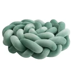 Coussin décoratif tressé pour chambre bébé lit de bébé berceau décoration intérieure moderne velours doux style minimaliste couleur pastel green Safety first