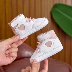 Baskets confortables et mignonnes pour bébés garçons et filles antidérapantes intérieur et extérieur printemps et automne blanc et rose