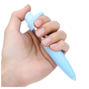 Stylo à bille portable en bleu pastel design moderne et élégant pratique pour l&rsquo;écriture et le dessin