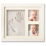 Cadre photo empreintes bébé en argile souvenir main et pied personnalisé cadeau naissance garçon fille design moderne minimaliste cadre bois blanc ivoire souvenirs durables