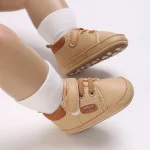 Chaussures bébé fille garçon premiers pas confortables semelle caoutchouc fermeture velcro laces style moderne beige
