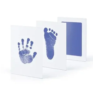 Kit d’empreintes de mains et pieds bébé souvenir naissance cadeau bébé cartes rectangulaires encre bleue design moderne usage pratique capture instant