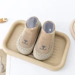 Chaussons bébé intérieur confortable mignon lion motif tissu doux semelle caoutchouc première marche nouveauné