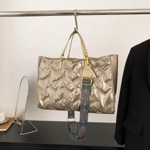 Sac à main matelassé rembourré nylon polyester hiver luxe mode designer femme fourretout bandoulière Gold