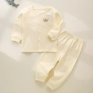 Ensemble pyjama bébé coton bio certifié nouveauné printempsautomne doux confort style classique jaune pâle motifs couronne ajustement facile usage nocturne Ensemble pyjama bébé coton bio certifié nouveauné printempsautomne doux confort style classique jaune pâle motifs couronne ajustement facile usage nocturne