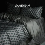 Ensemble literie bébé 4 pièces couette taies d&rsquo;oreiller drap housse 100% coton design géométrique style moderne confortable doux Easy Poussette