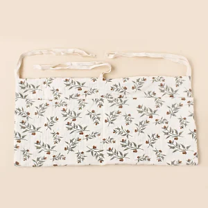 Tablier cuisine bébé 100% coton motif floral feuilles baies tablier enfant bio écolo personnalisable protection cuisine portage bébé usage quotidien durable
