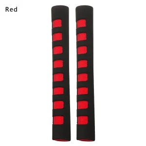 Housse de poignée de poussette en mousse EVA accessoire autoadhésif protection d’accoudoir haute élasticité 2 pièces design sportif noir et rouge Housse de poignée de poussette en mousse EVA accessoire autoadhésif protection d’accoudoir haute élasticité 2 pièces design sportif noir et rouge