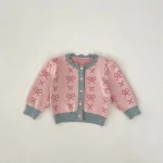 Cardigan à manches longues pour bébé fille tricot doux design mignon motifs nœuds automne hiver vêtement confortable et élégant pour enfant 24 ans