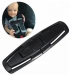 Adaptateur ceinture voiture bébé noire harnais sécuritaire clip poitrine accessoire auto fixation universelle design durable fonctionnalité intuitive protection enfant