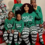 Joyeux Noël Famille Tenues Assortis Tous Elk Imprimer Mère Père Enfants Pyjamas Ensemble Doux Lâche Vêtements De Nuit Look De Noël Cadeau Pyjamas  Green