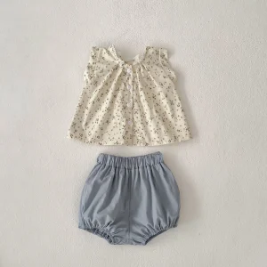 Ensemble vêtements bébé fille top sans manches et short motif floral mignon deux pièces été 2025 style délicat et confortable