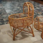 Panier bébé en rotin vintage manuel décoration intérieure style rustique design artisanal rangement accessoire déco chambre bébé cadeau naissance