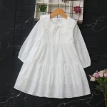 Robe en coton blanc à fleurs brodées pour filles manches longues silhouette Aline fermeture à boutons occasions spéciales 46 ans