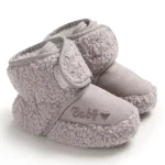 Chaussons bébé en tissu moelleux doux et confortable antidérapant pour nouveauné fille et garçon gris