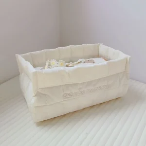Panier de rangement bébé organizateur textile boîte de stockage literie articles pour bébé jouets caddie matelassé style moderne blanc crème message brodé usage nursery Panier de rangement bébé organizateur textile boîte de stockage literie articles pour bébé jouets caddie matelassé style moderne blanc crème message brodé usage nursery