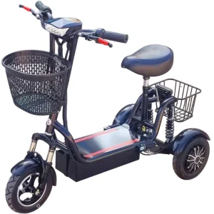 Tricycle électrique pliant Daiichi 3 roues double moteur scooter mobilité urbaine pour adultes et seniors baskets intégrés design moderne et sécuritaire Tricycle électrique pliant Daiichi 3 roues double moteur scooter mobilité urbaine pour adultes et seniors baskets intégrés design moderne et sécuritaire
