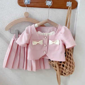 Ensemble de vêtements élégants pour bébé fille veste à manches courtes et jupe plissée tenue vintage rose d&rsquo;été 2 pièces 210 ans