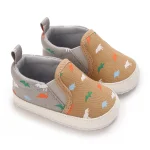 Chaussures bébé garçon fille baskets toile semelle souple premiers pas 018 mois motifs dinosaures beige multicolore