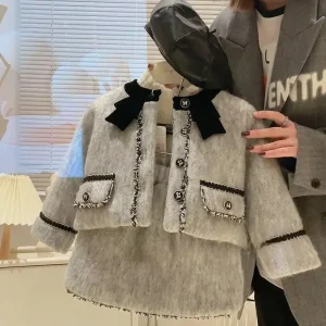 Ensemble pour fille vêtements enfants manteau ample court automne hiver coréen mode 2025 46 ans simple Ensemble pour fille vêtements enfants manteau ample court automne hiver coréen mode 2025 46 ans simple