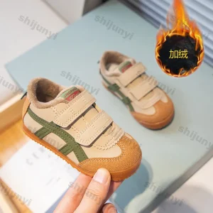 Baskets enfants mode garçons filles semelle souple antidérapant chaud coton décontracté étudiant chaussures de course bébé enfants chaussures de sport plates Baskets enfants mode garçons filles semelle souple antidérapant chaud coton décontracté étudiant chaussures de course bébé enfants chaussures de sport plates