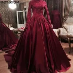 Robe de soirée élégante pour femmes longueur train balayage détails paillettes et dentelle couleur personnalisée matière satinée style ALINE occasion officielle