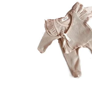 Ensemble vêtements bébé fille haut et pantalon style mignon coton doux rose pâle naissance 01 ans occasion spéciale accessoires inclus